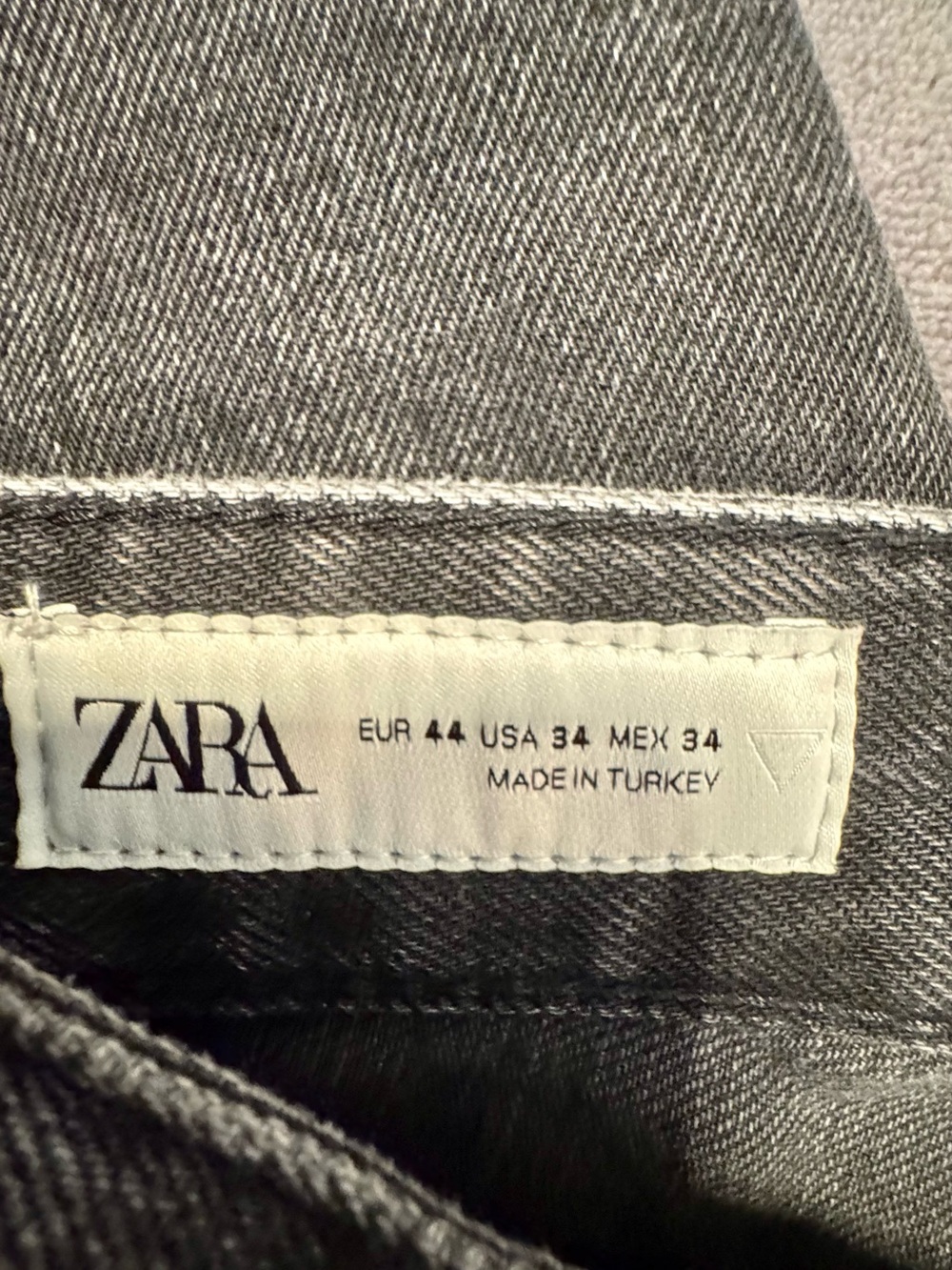 Zara Men's Black-Grey flare ( loose fit) - Picture 2 of 8